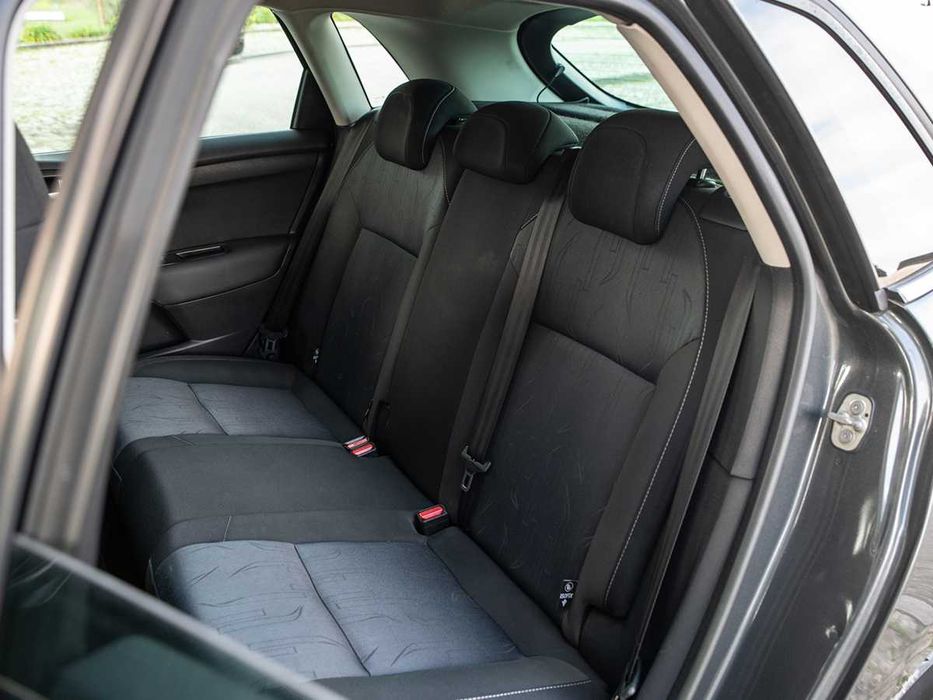 Citroën C4 1.6 HDi Attraction | Desde 129€ Mês | Nacional