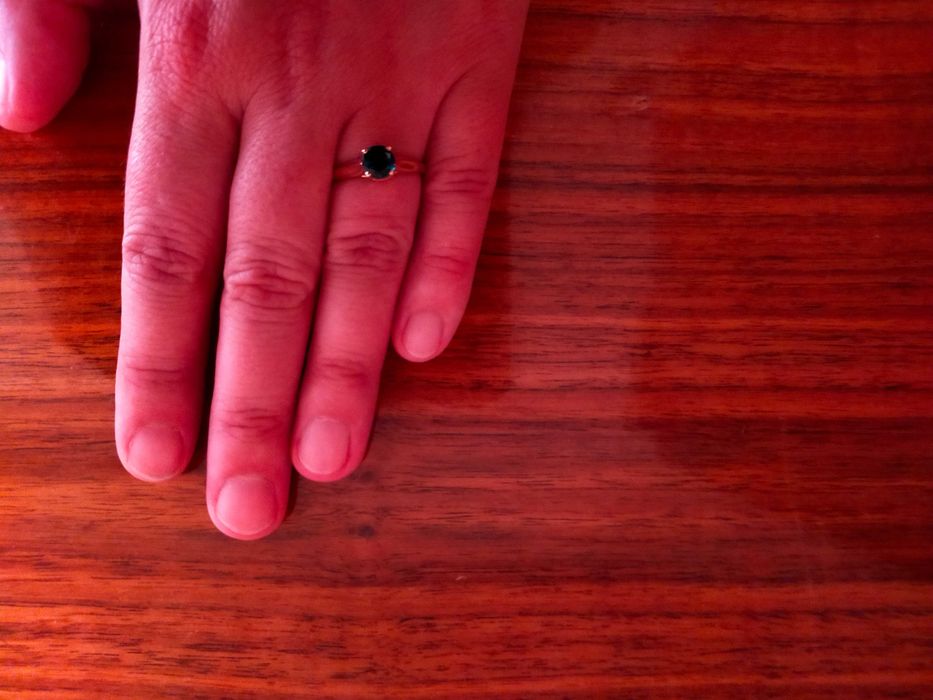 Новое Кольцо золото 585 проба камень изумруд, размер 17,5