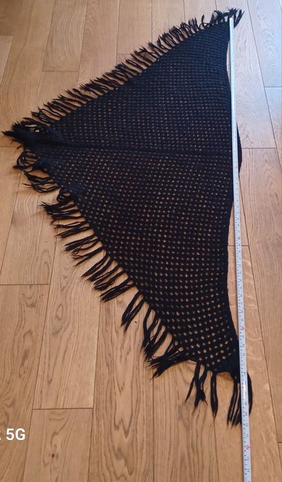 Chusta damska czarna