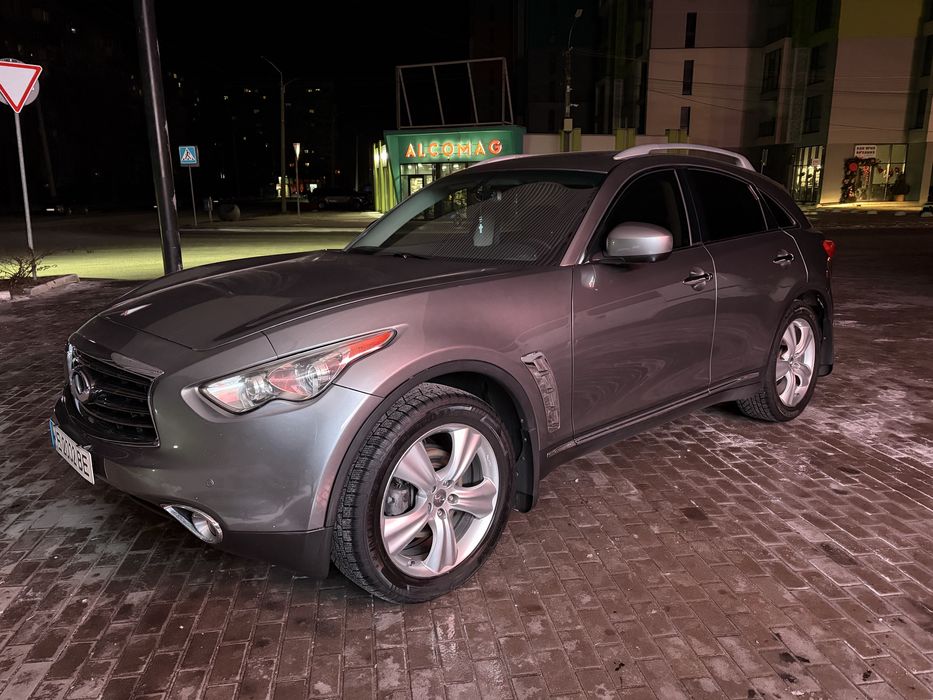 Infiniti FX37 AWD