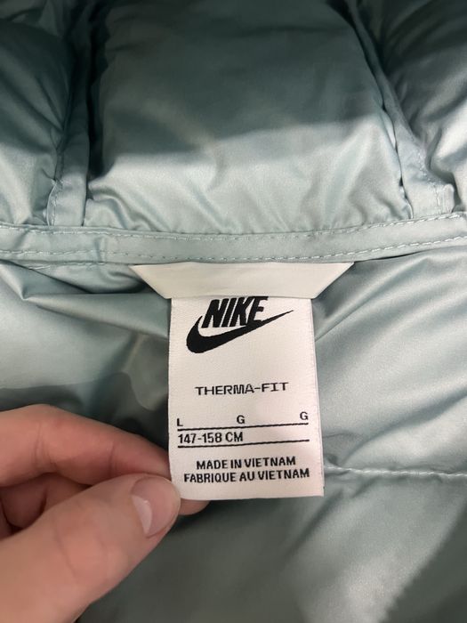 куртка.     Nike