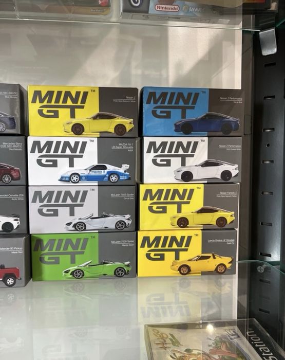 Miniaturas MiNi GT 1:64