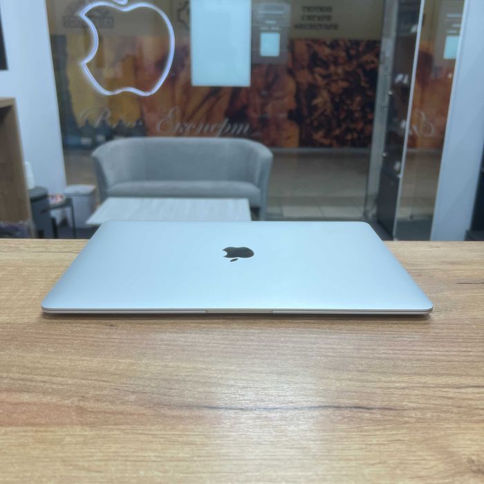 macbook air 2020 i3 - купити ноутбуки - Ціна на OLX.ua