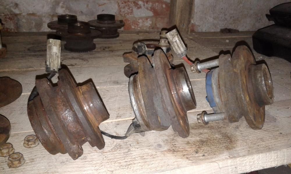 Підшипник ступиці цапфа Opel Astra H G J Vectra Zafira Insignia