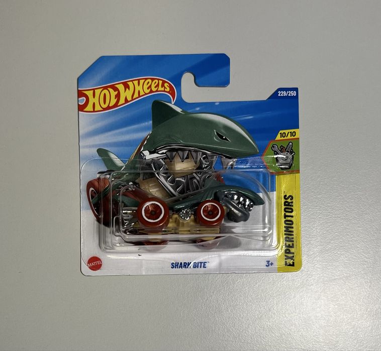 Машинки Hot Wheels (звичайні / TH)