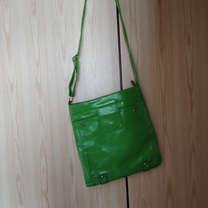 Torebka damska listonoszka cena z przesyłką