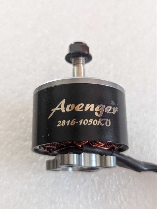 Мотори BrotherHobby Avenger 2816 для дронів (3×810KV + 1×1050KV)