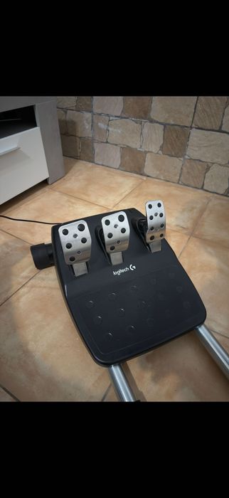 Volante Logitech G29 + SHIFTER + COCKPIT