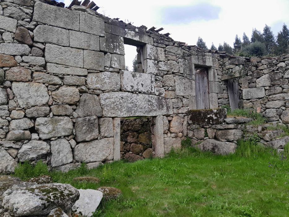 Quinta de 3 hectares em localização espectacular