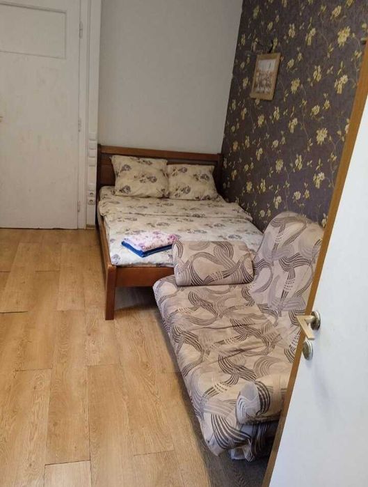 1-кімнатна квартира, близький центр, 1-4 людини вул. К. Левицького