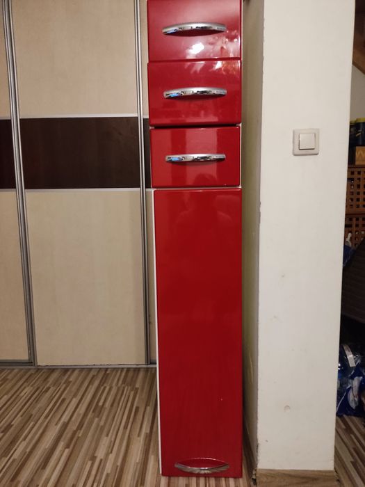 Sprzedam szafkę łazienkową