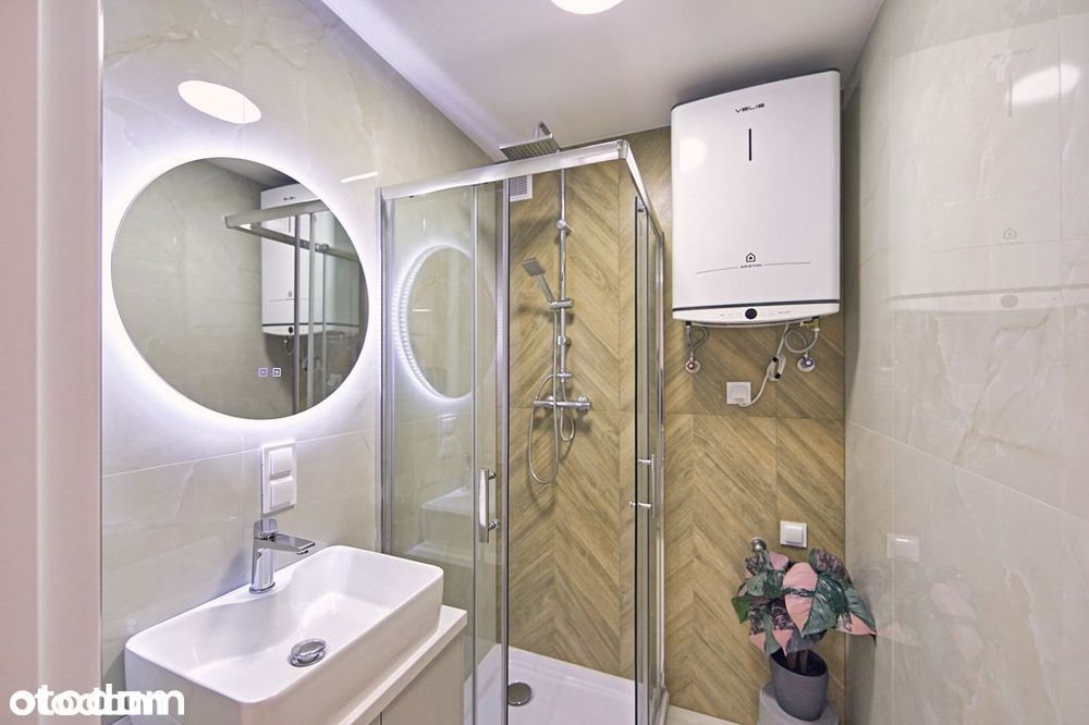 Rodzinnie lub na studencko wynajem. 3 pokoje + kuchnia + wielki balkon - Więcej