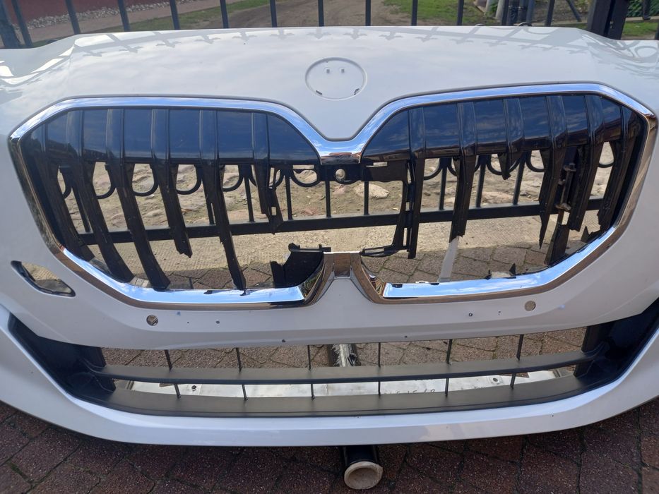 Zderzak przedni bmw 2 II U06 activer