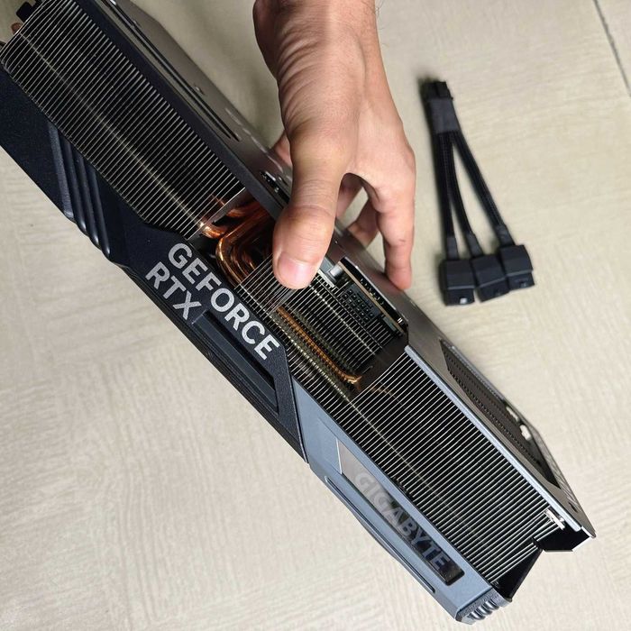 Видеокарта Gigabyte RTX 4080 Super