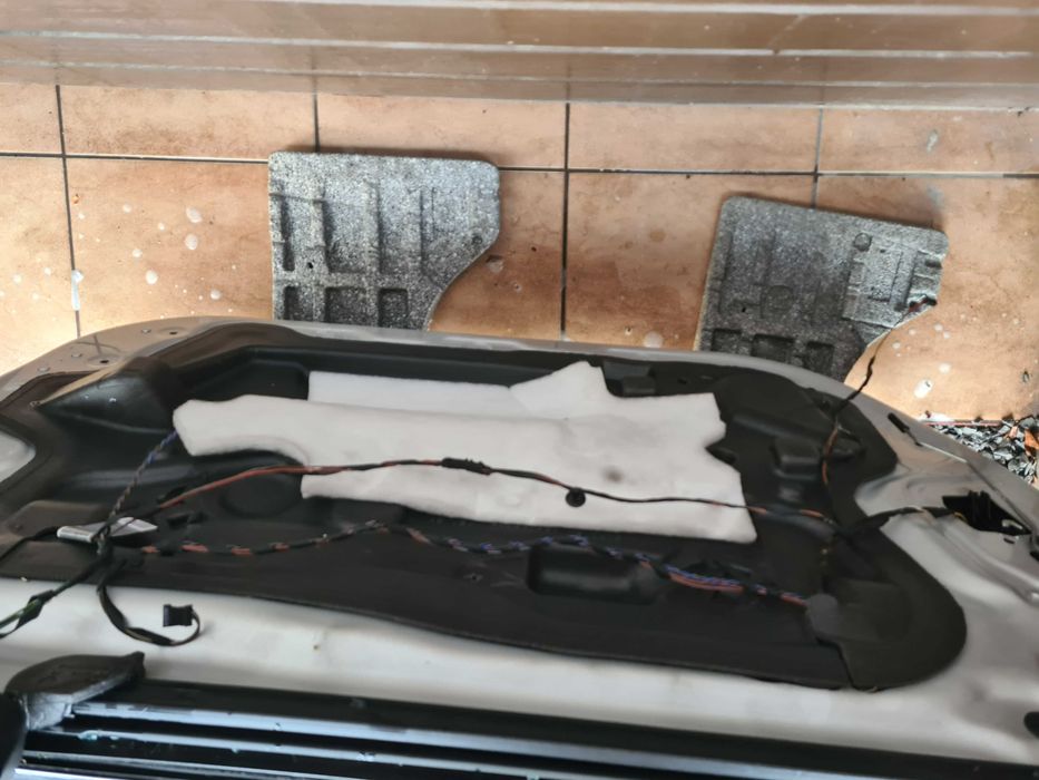 Przednie lewe drzwi BMW F11 F10 kompletne 354 srebrna titansilber