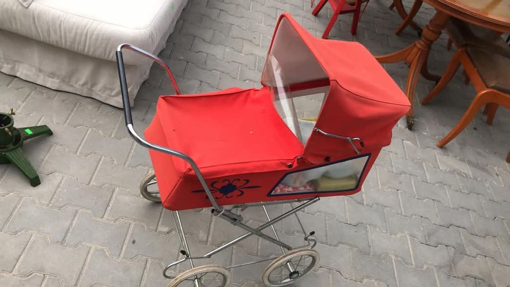 Wózek z czasu PRL dla lalek