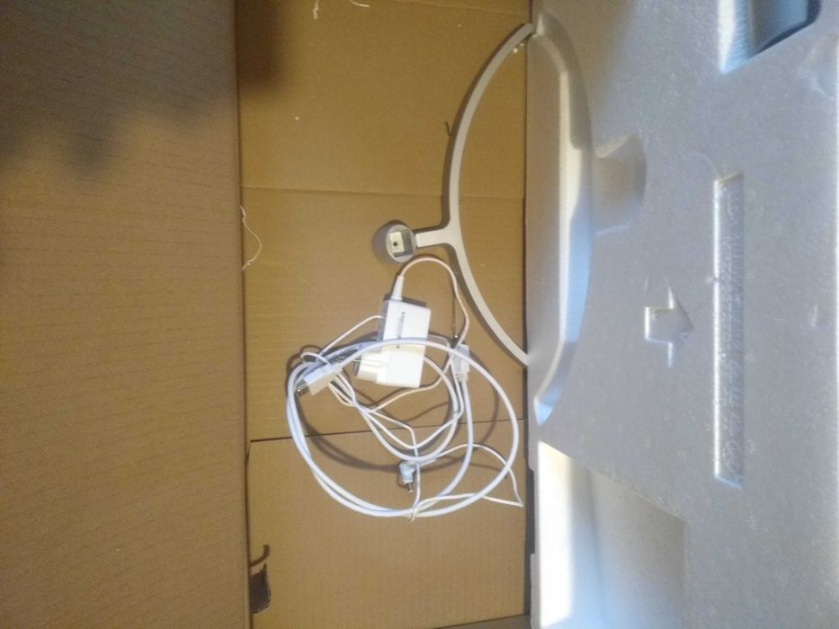 4K монітор LG 27UL500 практически новый.