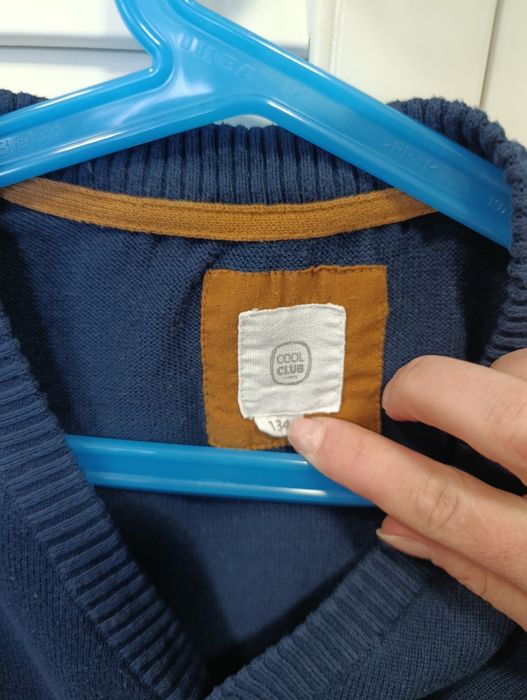 r.134 Sweter granatowy Smyk
