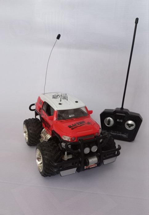 Автомобиль на р/у "Extreme Pirate", Внедорожник 1:16