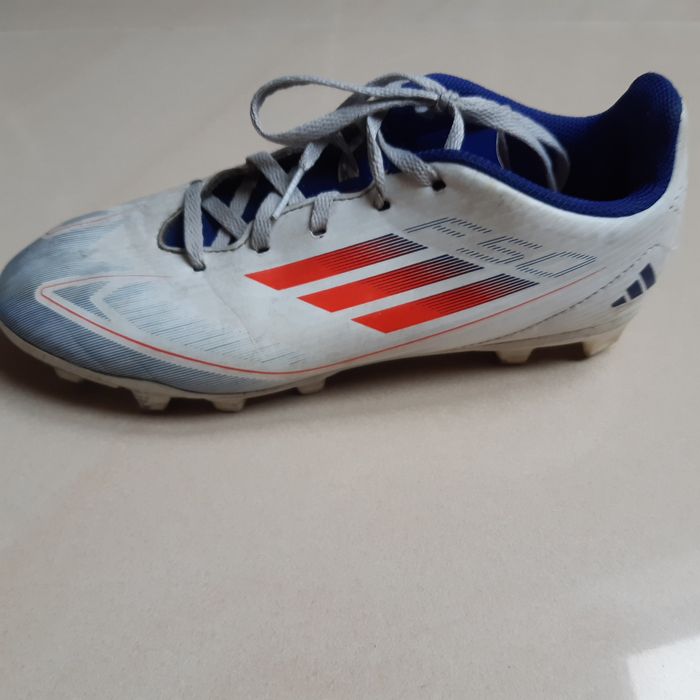 Buty piłkarskie korki ADIDAS