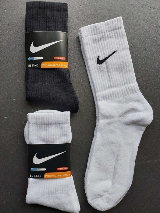 Високі махрові шкарпетки Nike. Высокие махровые носки белые/черные