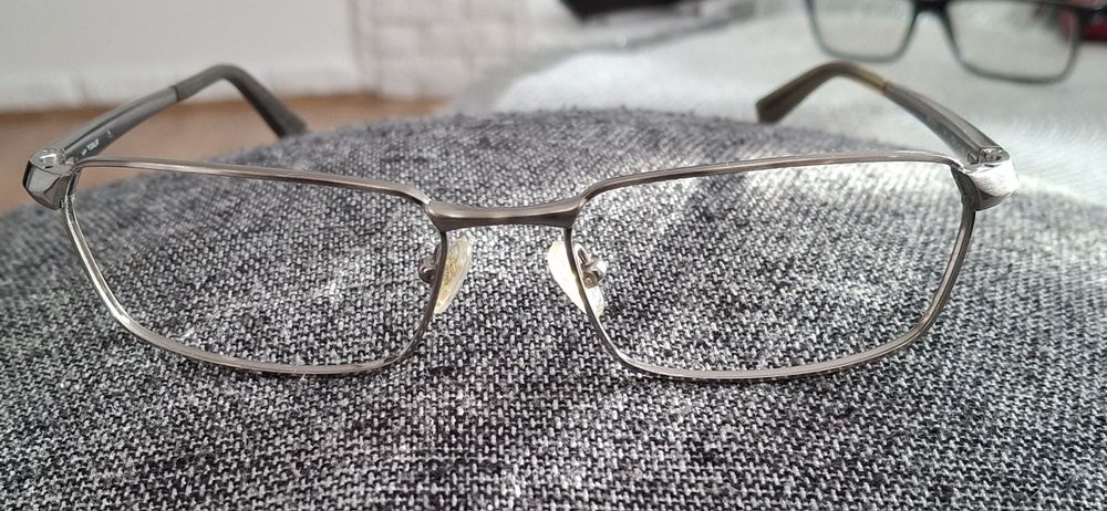 Sprzedam oprawki najk tytanowelekie stan nowe bez opakowania