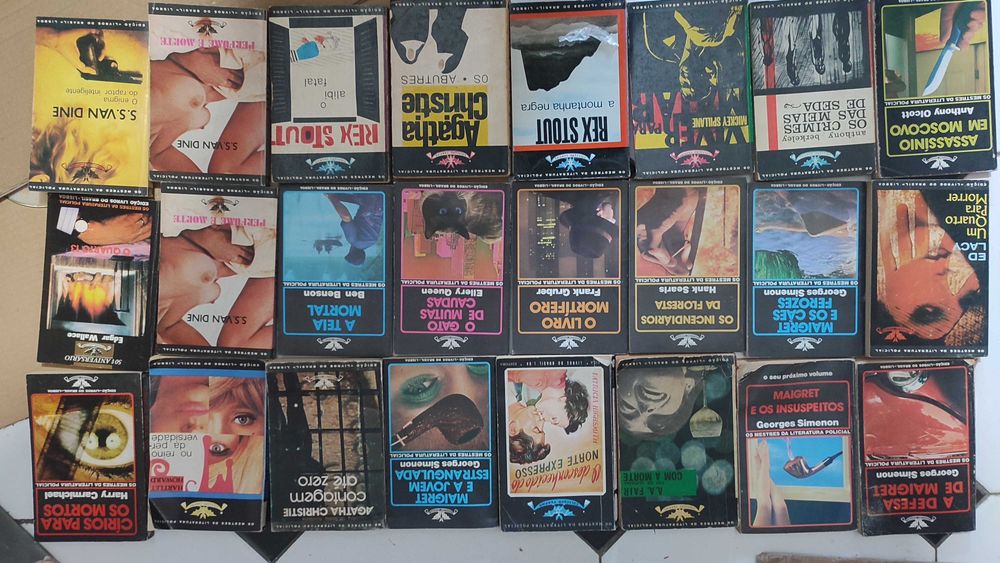 Lot 72 Detective Novels Featuring Vampires
