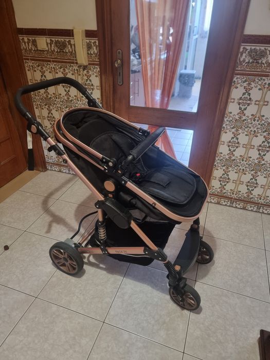 Carrinho de bebé 3 em 1