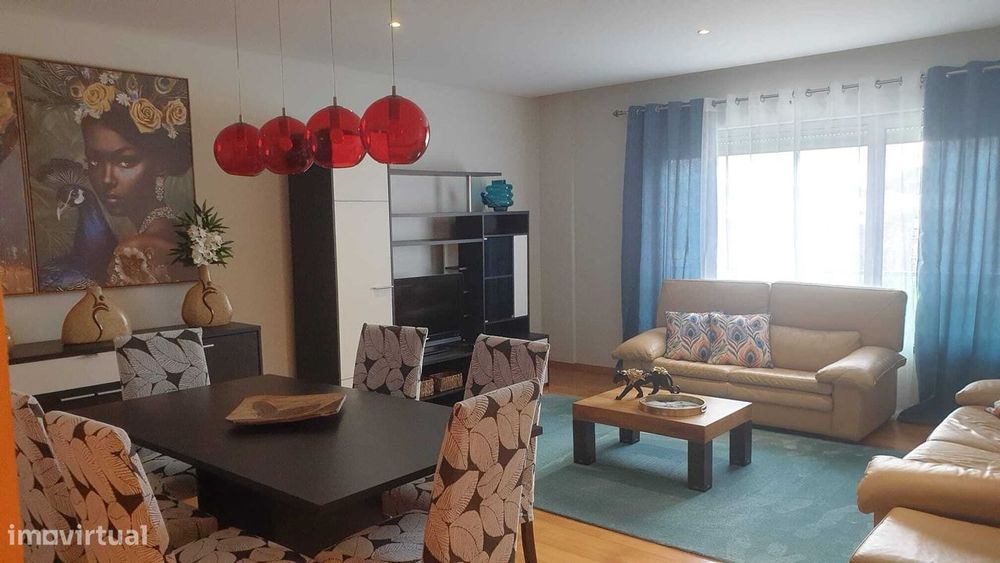 Apartamento T2 em Pico do Salomão- Condomínio fechado com Piscina