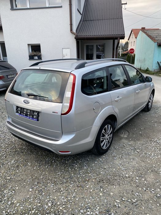 Ford Focus Lift 1.8 benzyna klima bardzo zadbany