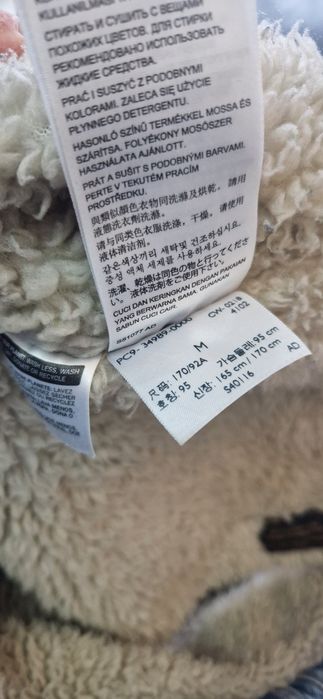 Levis M.         .