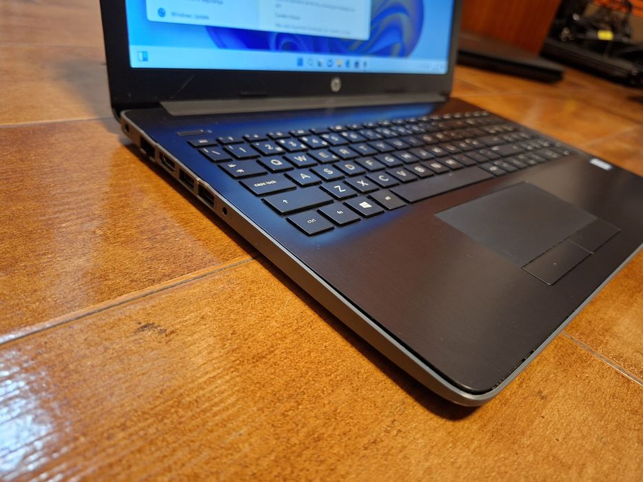 Portátil HP 15 intel i3
