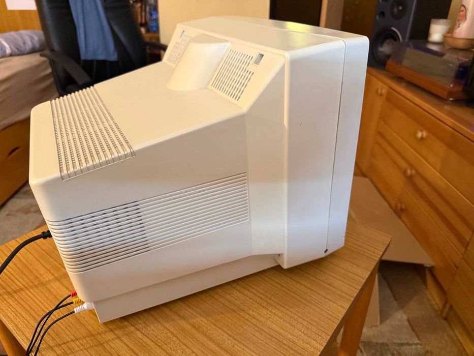 Monitor Commodore 1084s