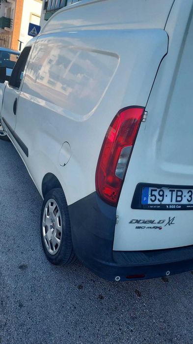 Carrinha Fiat doblo XL