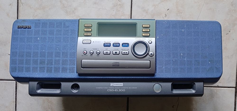Radiomagnetofon z CD Aiwa CSD-EL300