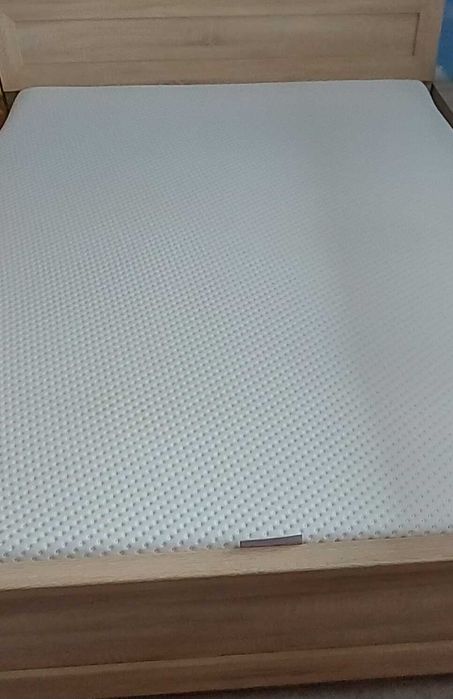 Łóżko brw kaspian 140x200 + materac i dwie szafki