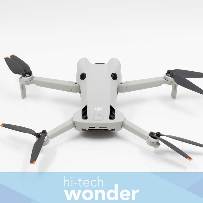 DJI Mini 4 Pro Fly More Combo com DJI RC 2