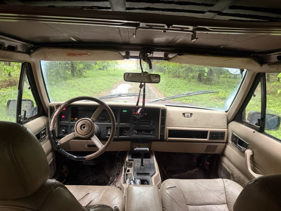 Jeep Cheeroke XJ 4.0 mopar lpg