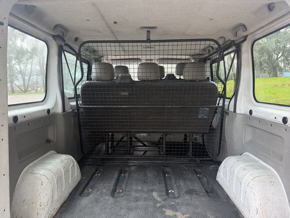 Opel Vivaro 1.9CDTI 6Lugares