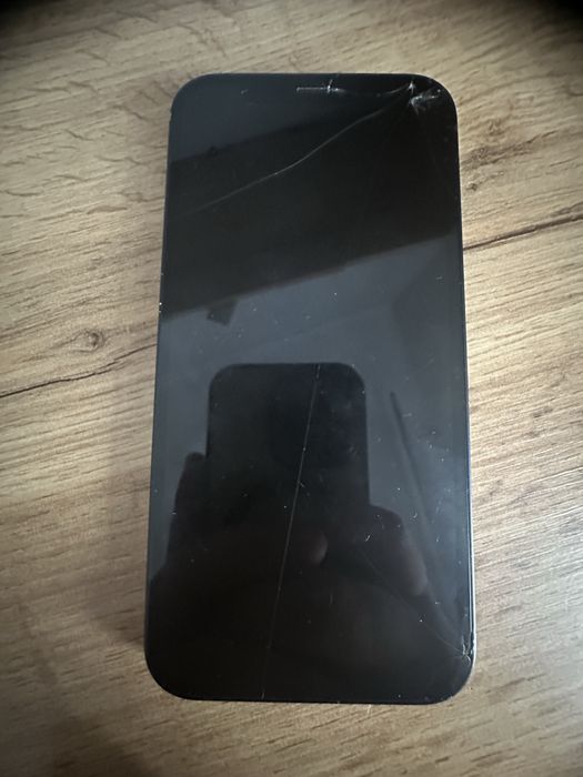 Продам Айфон 12 Б/у