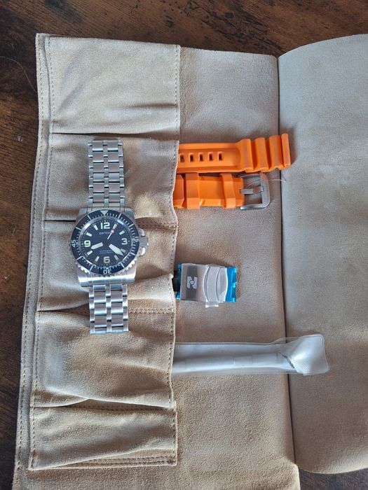 Zenton diver / eta 2824 top