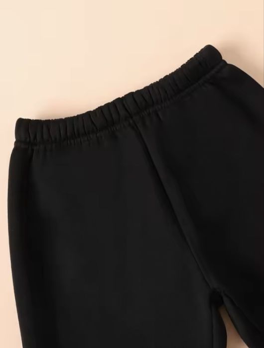 Conjunto de duas peças de jaqueta e moletom universitário