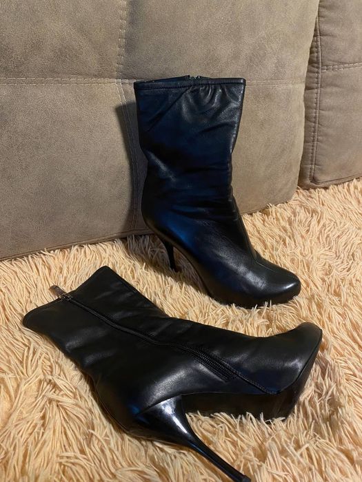 Продам весна-осень в отличном состоянии р.36-37