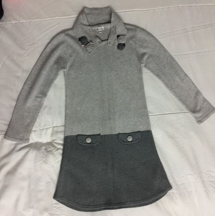 Vestido em tons de cinza, Mayoral