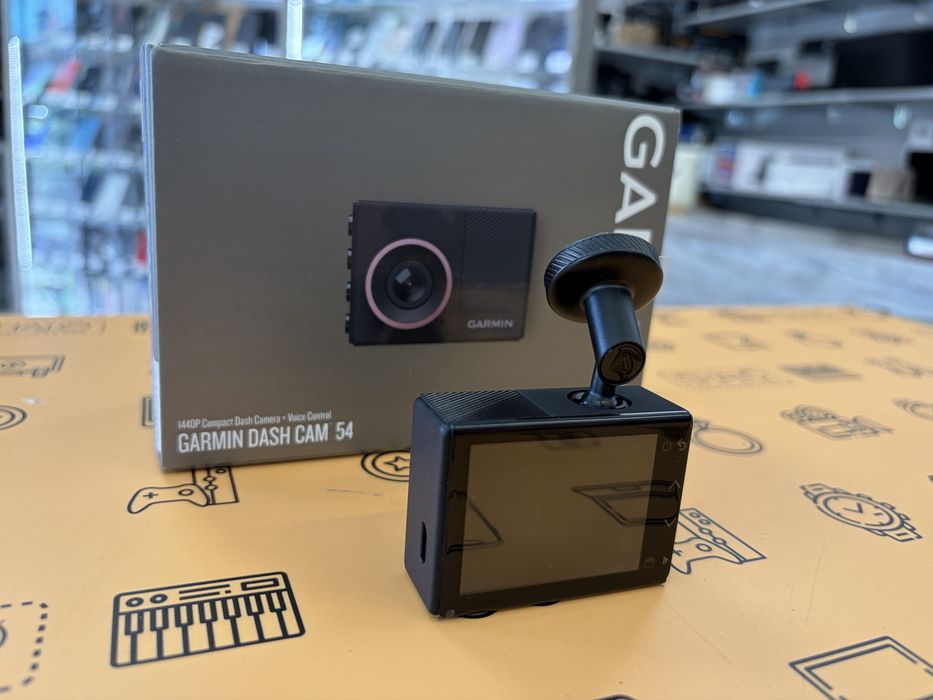 Nowa! Kamera samochodowa Garmin Dash Cam 54 + SD 64GB od HALOgsm Łódź