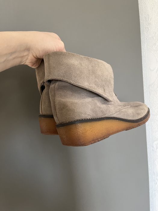 Ботинки Zara жіночі