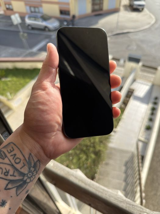 Telemovel iphone 16 pro