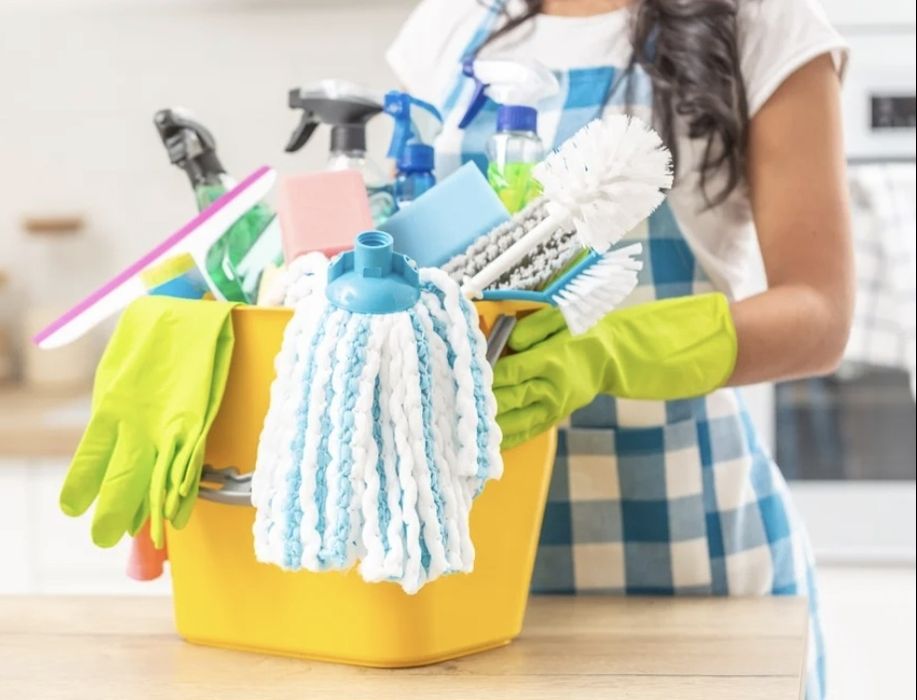 Sprzątanie domów, mieszkań