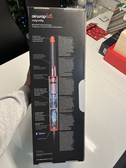 Dyson hs08 airwrap i.d.