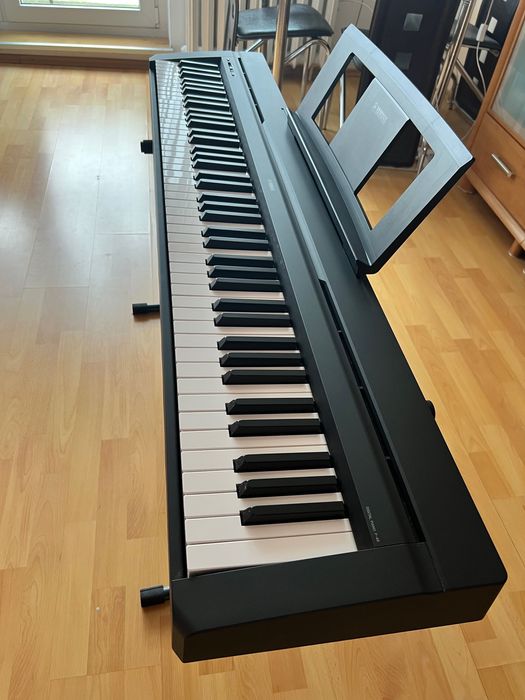 Pianino YAMAHA P-45+statyw
